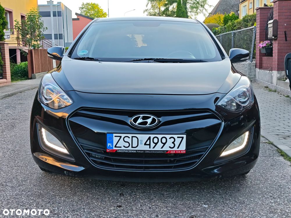 Hyundai i30 1.6 CRDI Trend - 4