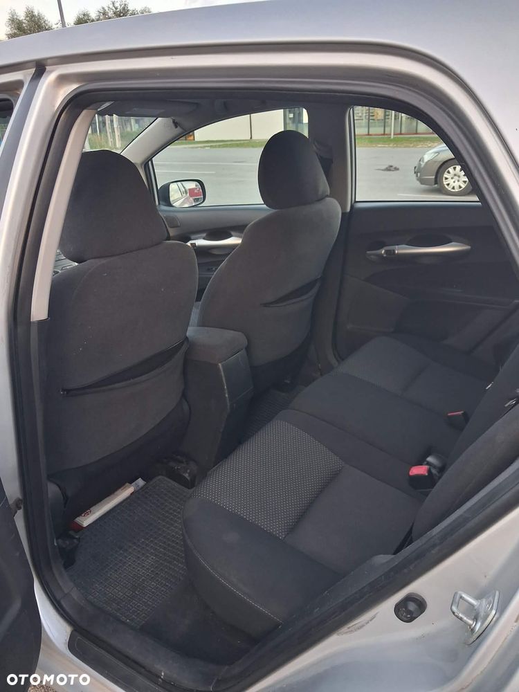Toyota Auris 1.6 Premium - 3