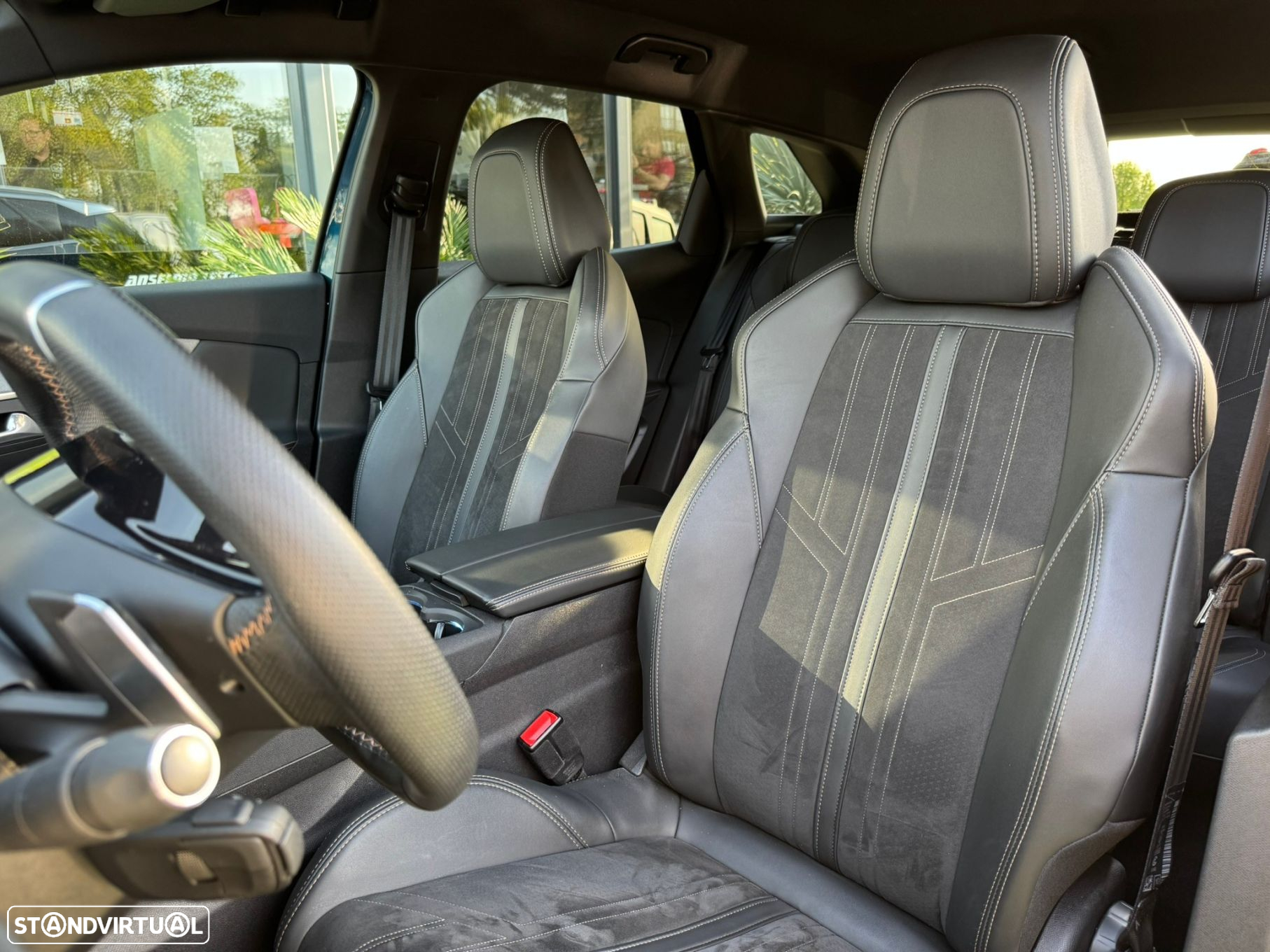 Peugeot 3008 1.5 BlueHDi GT EAT8 - 17