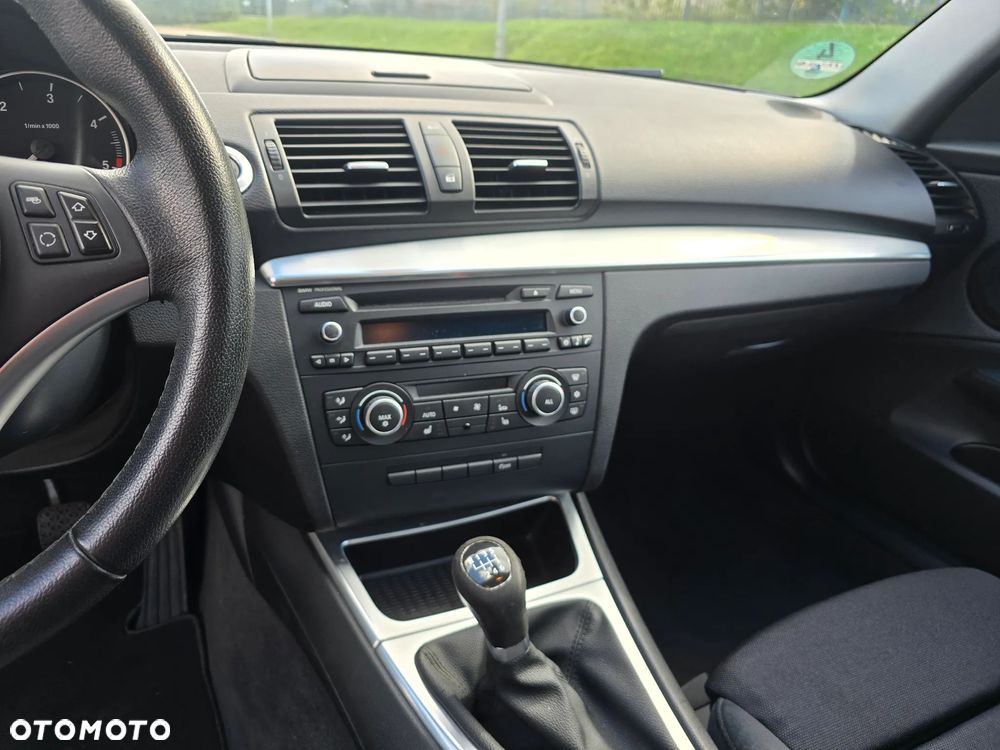BMW Seria 1 116d DPF Edition Lifestyle - 9
