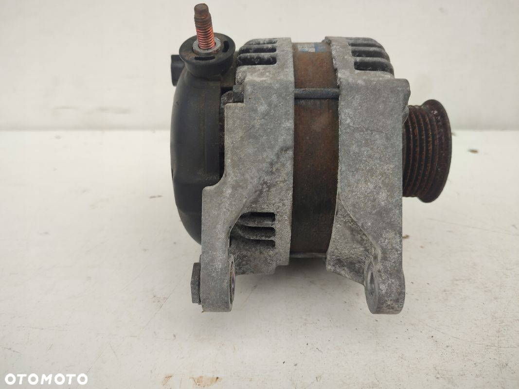 Alternator JEEP CHEROKEE LIBERTY KK 3.7 V6 05149275AA - 4