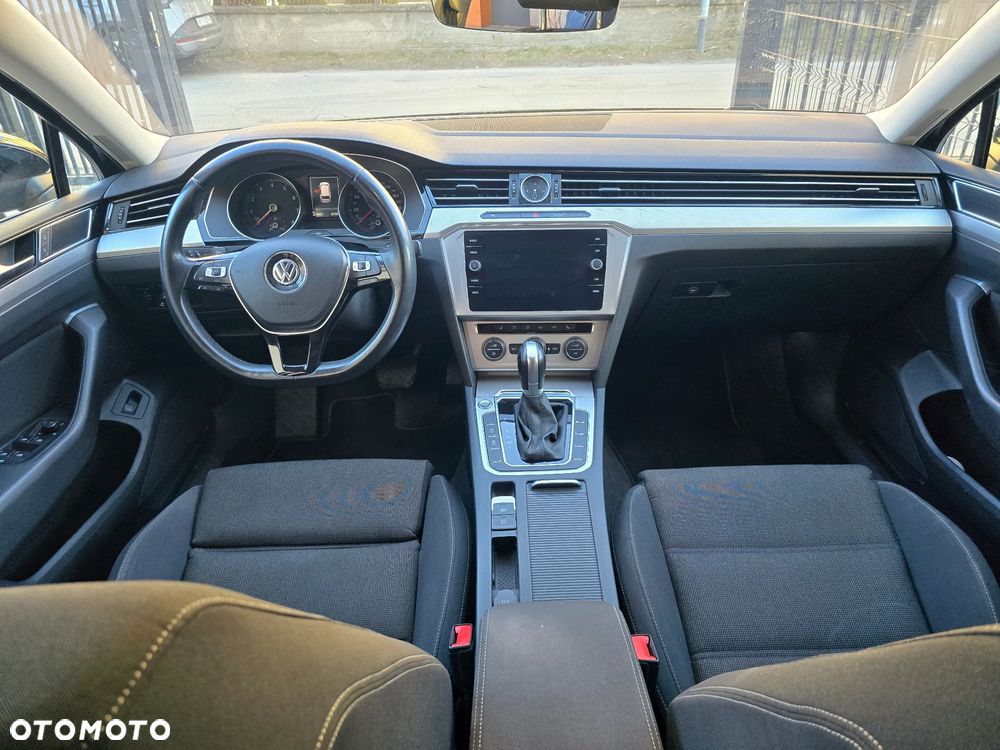 Volkswagen Passat 1.8 TSI BMT Comfortline DSG - 8