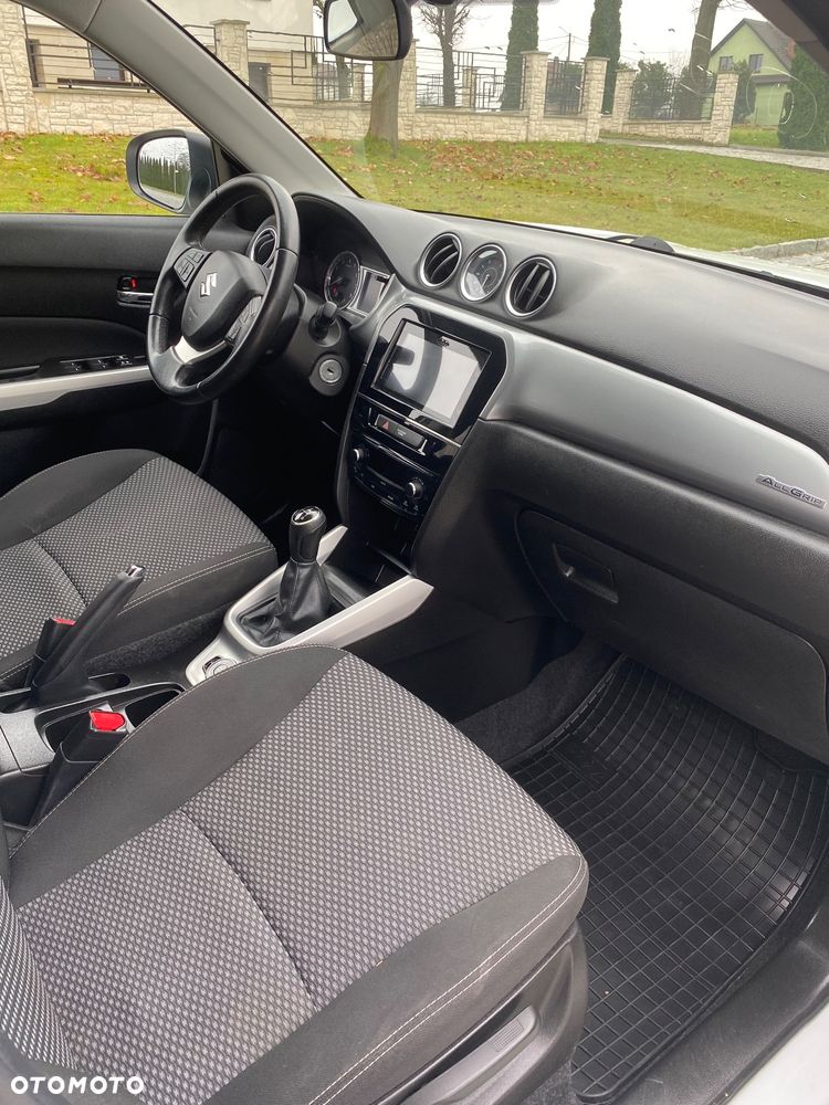 Suzuki Vitara 1.6 (4x4) Allgrip Comfort+ - 17