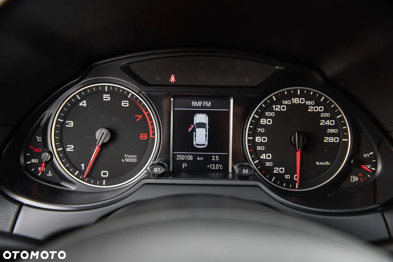 Audi Q5 3.2 FSI Quattro S tronic - 19