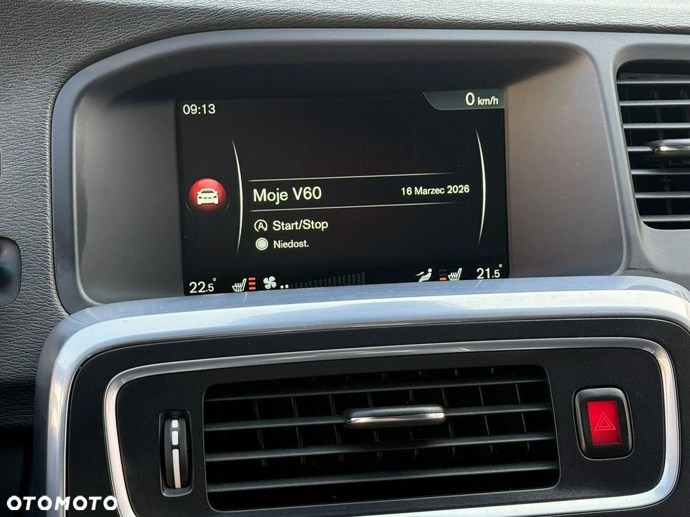 Volvo V60 D4 Momentum - 37