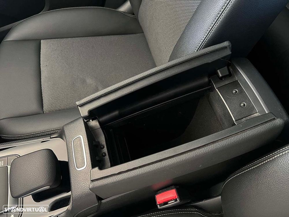 Mercedes-Benz GLA 180 7G-DCT Edition 2021 - 18