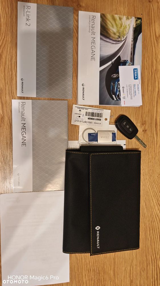 Renault Megane 1.2 Energy TCe Zen - 25