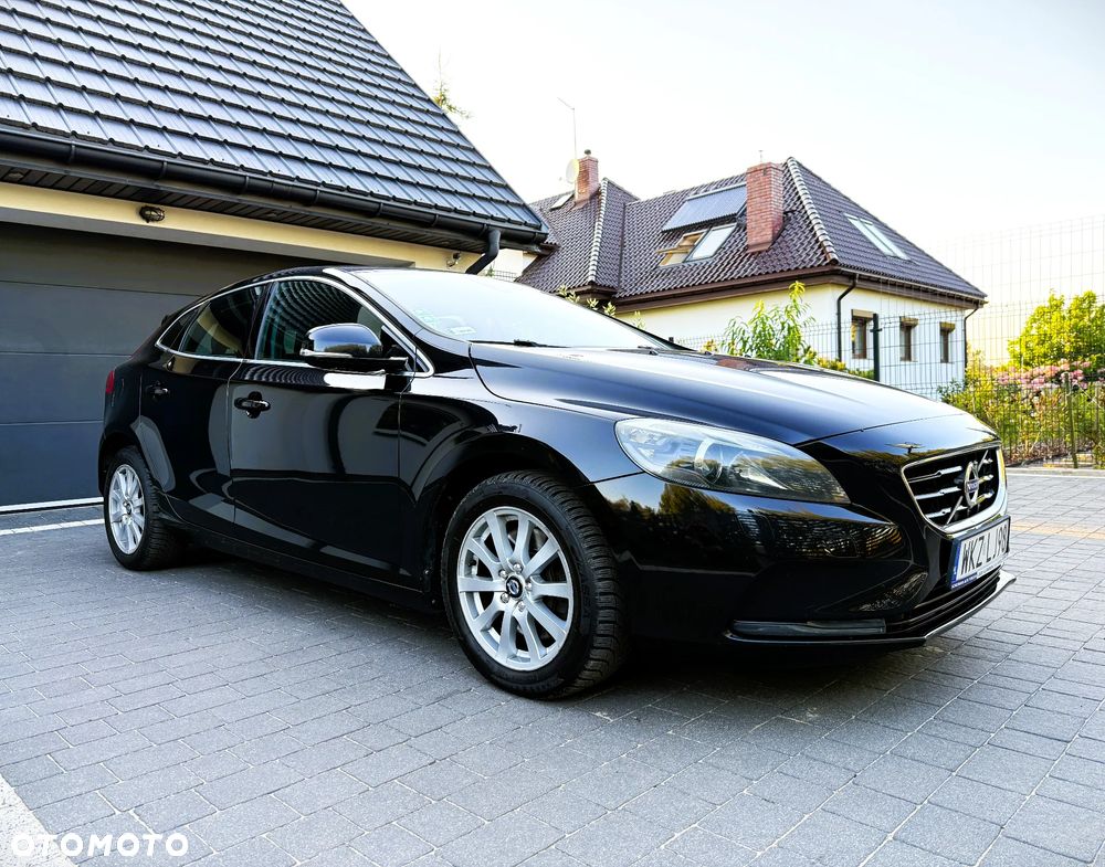 Volvo V40 D3 Momentum - 3