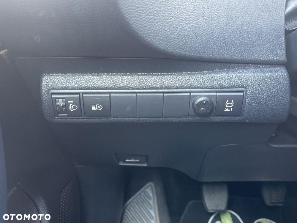 Toyota Corolla - 16
