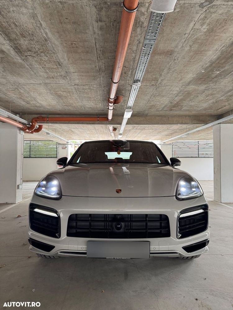 PORSCHE Cayenne Coupe 2023 — imagine 3