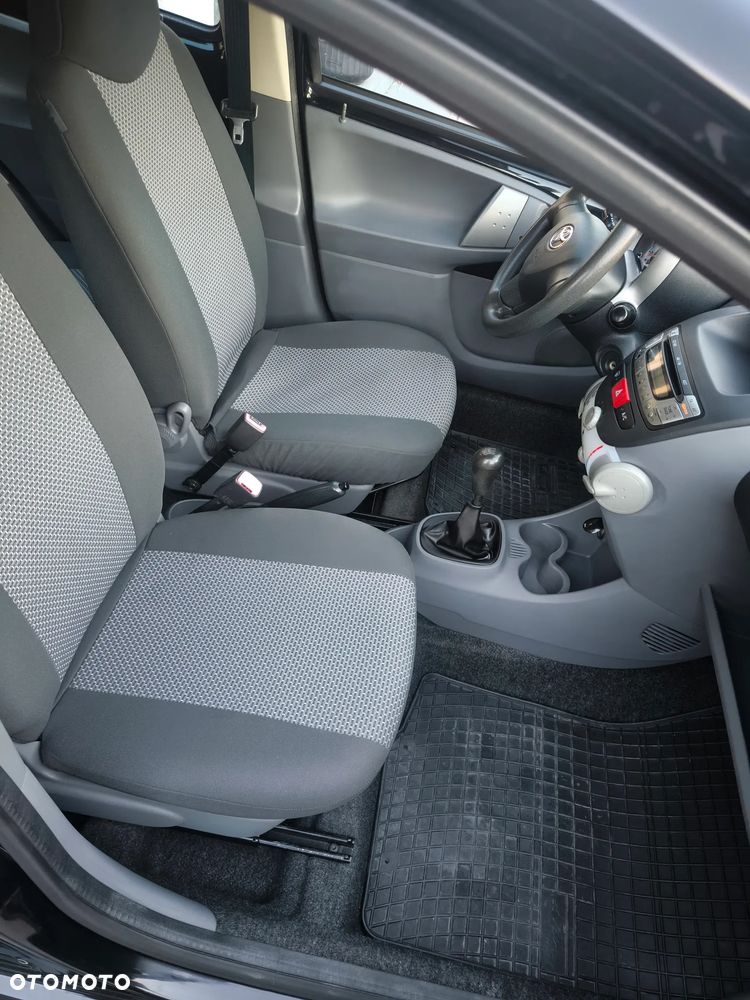 Toyota Aygo 1.0 VVT-i Terra A/C - 17
