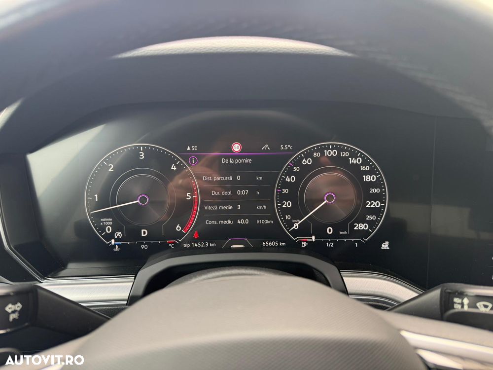 Volkswagen Touareg V6 TDI 4MOTION Elegance - 16