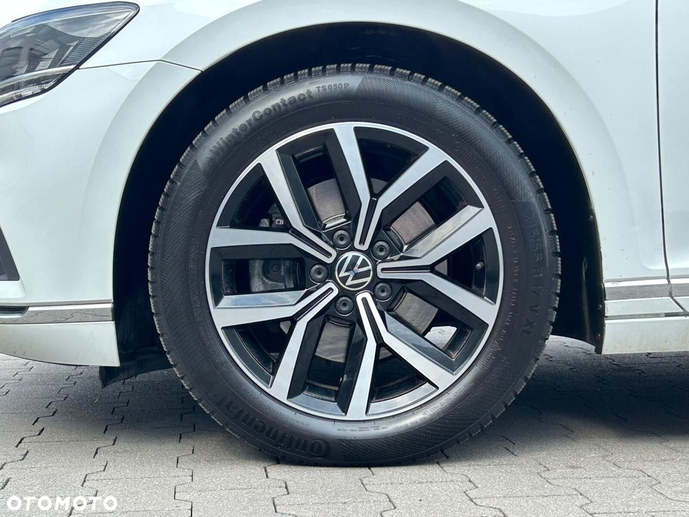 Volkswagen Passat Variant 2.0 TDI EVO Elegance DSG - 40