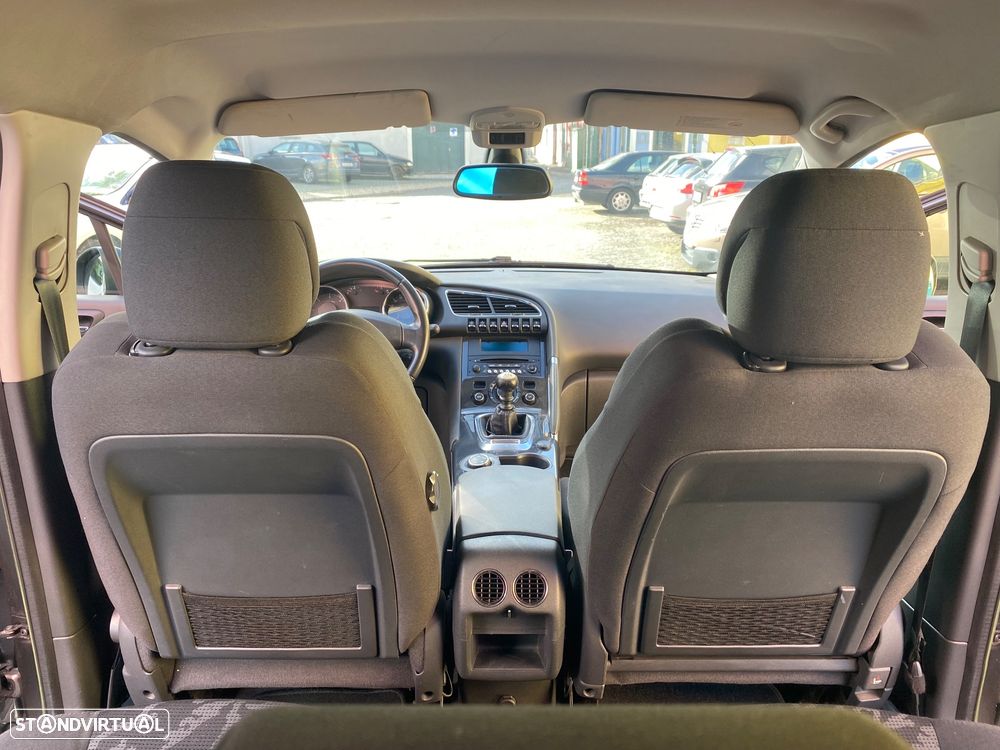 Peugeot 3008 1.6 HDi Active - 31