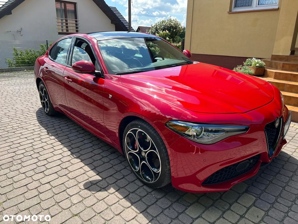 Alfa Romeo Giulia 2.0 Turbo 16V AT8-Q4 Ti - 5
