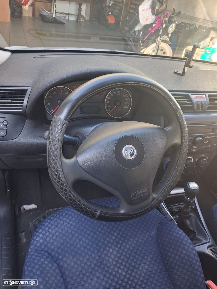 Fiat Stilo 80 16V Active - 13