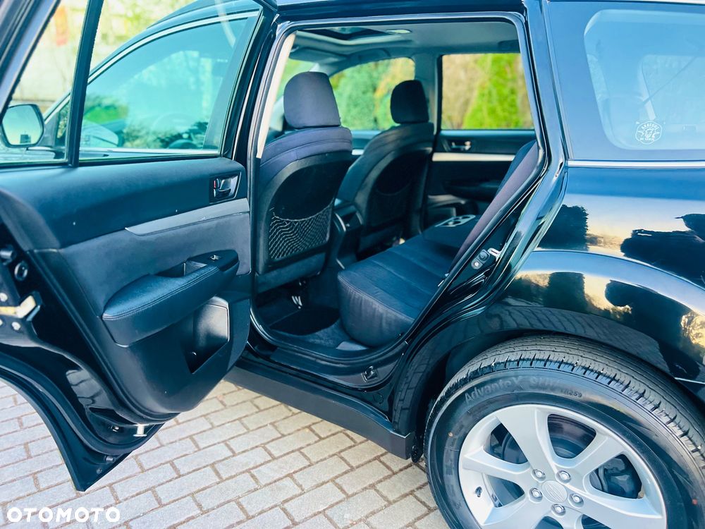 Subaru Outback 2.0D Lineartronic Comfort - 17