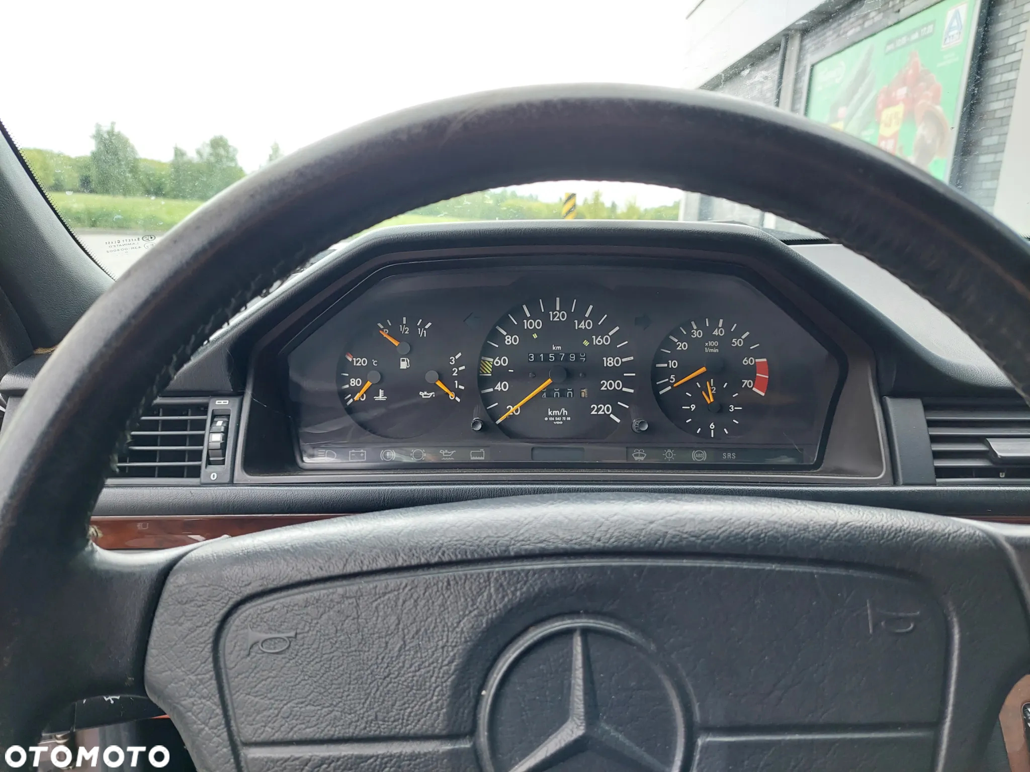 Mercedes-Benz Klasa E 230 - 9