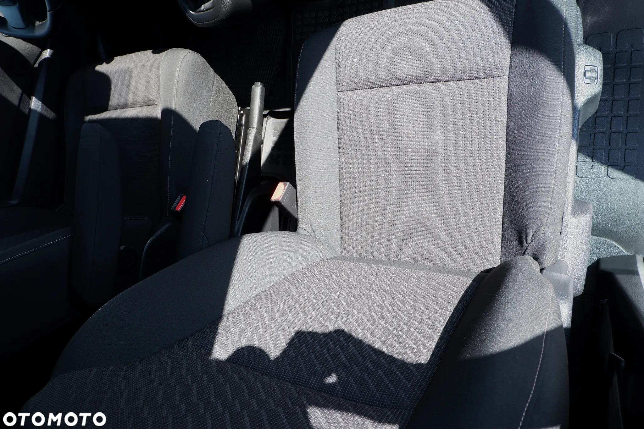 Toyota ProAce 2,0-l-D-4D L2 (8-Si.) Verso Comfort - 8