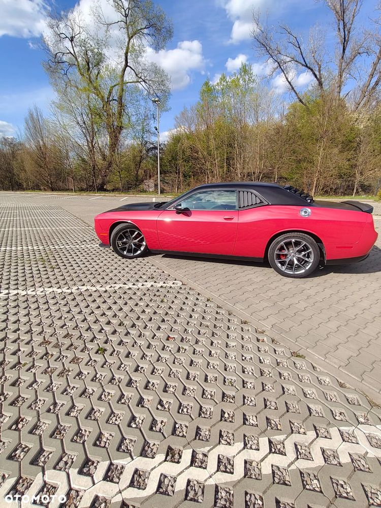 Dodge Challenger - 29