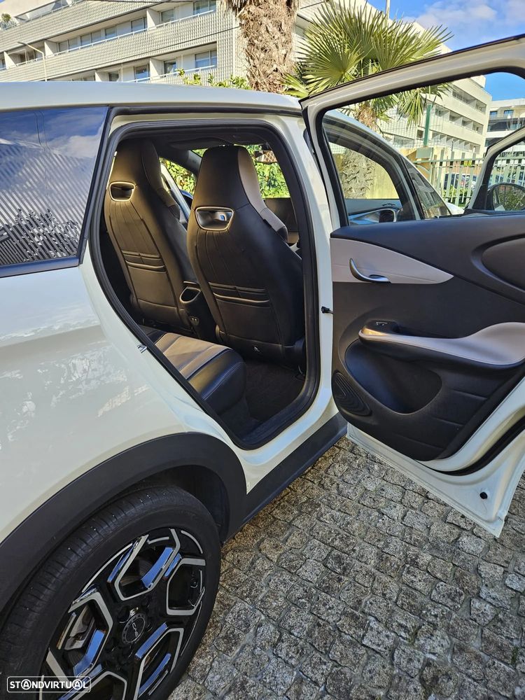 BYD Dolphin 60.4 kWh Design - 9