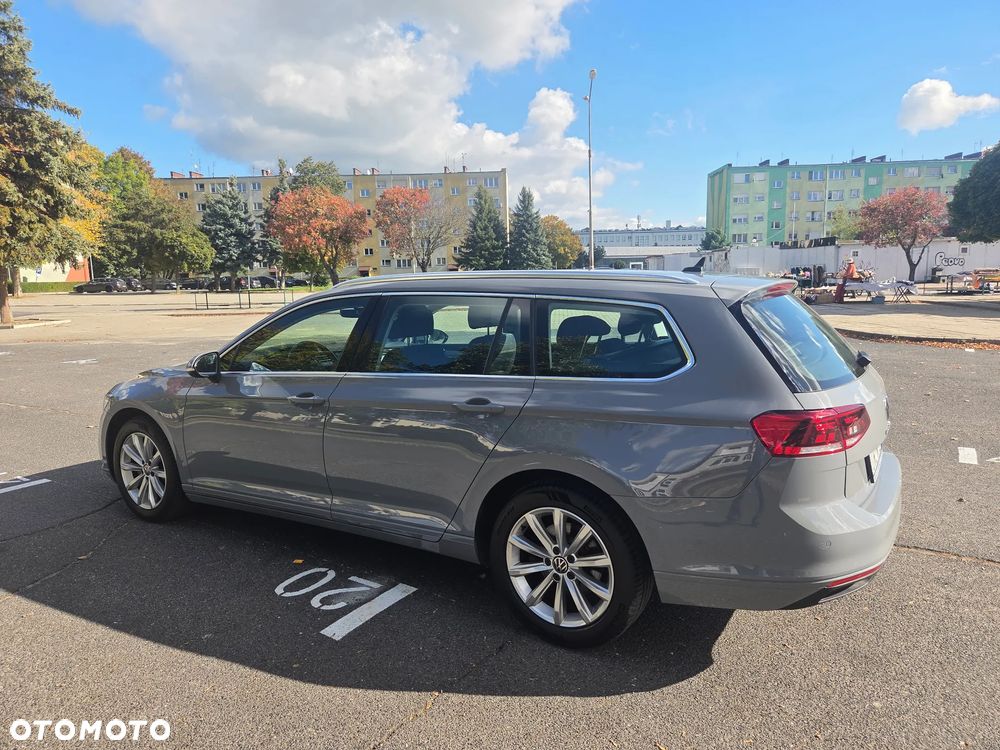 Volkswagen Passat 2.0 TDI SCR Style DSG - 21