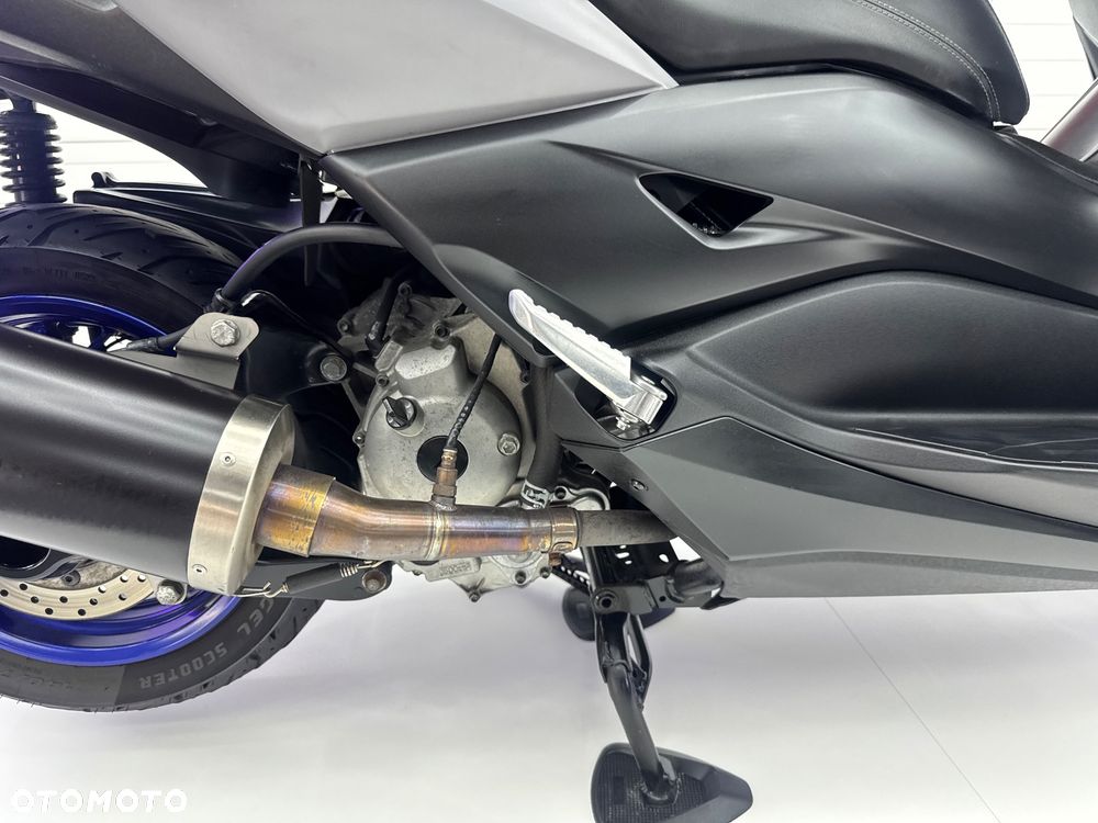 Yamaha X-max - 17