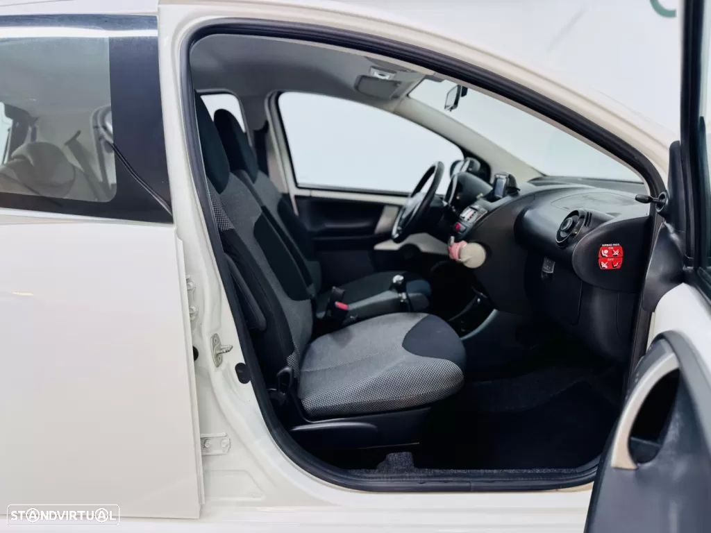Toyota Aygo 1.0 Power Pack+AC+JLL+VSC - 43
