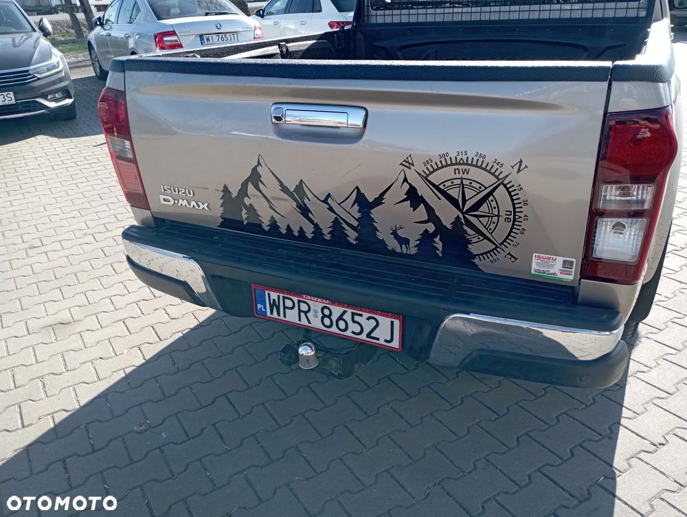 Isuzu D-Max 1.9 EC LS+ - 11