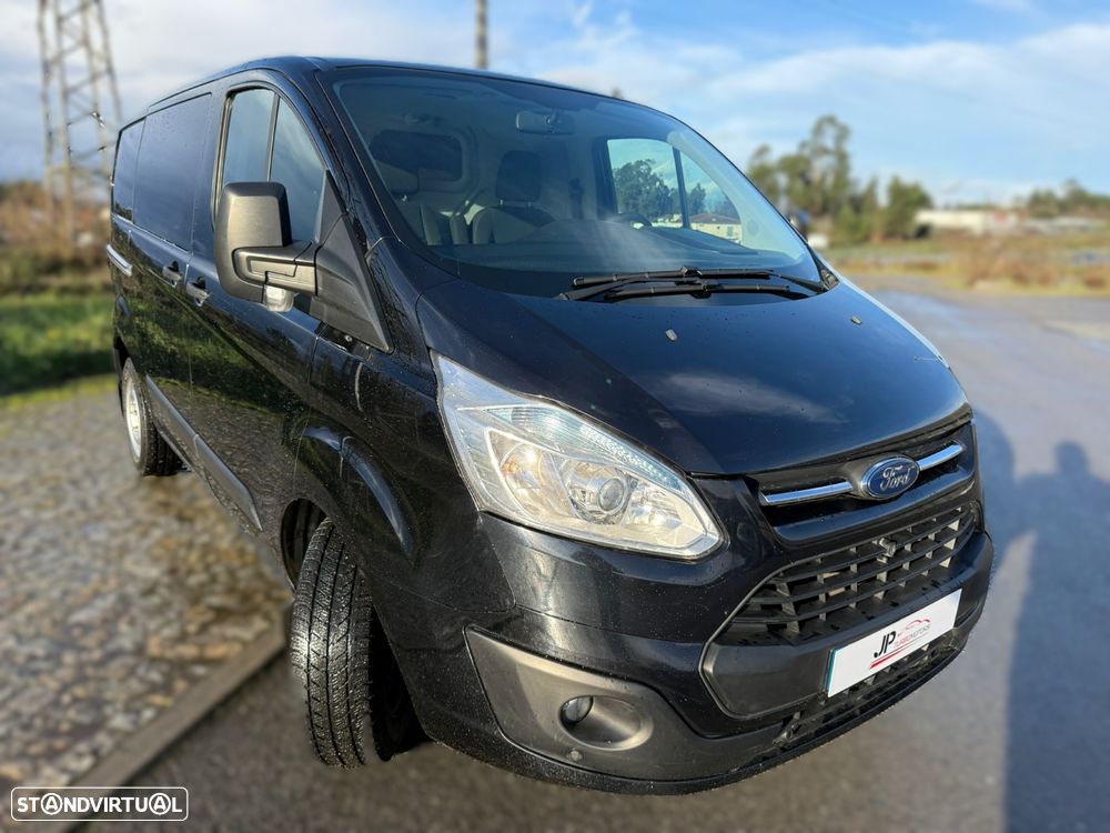 Ford TRANSIT CUSTOM - 3