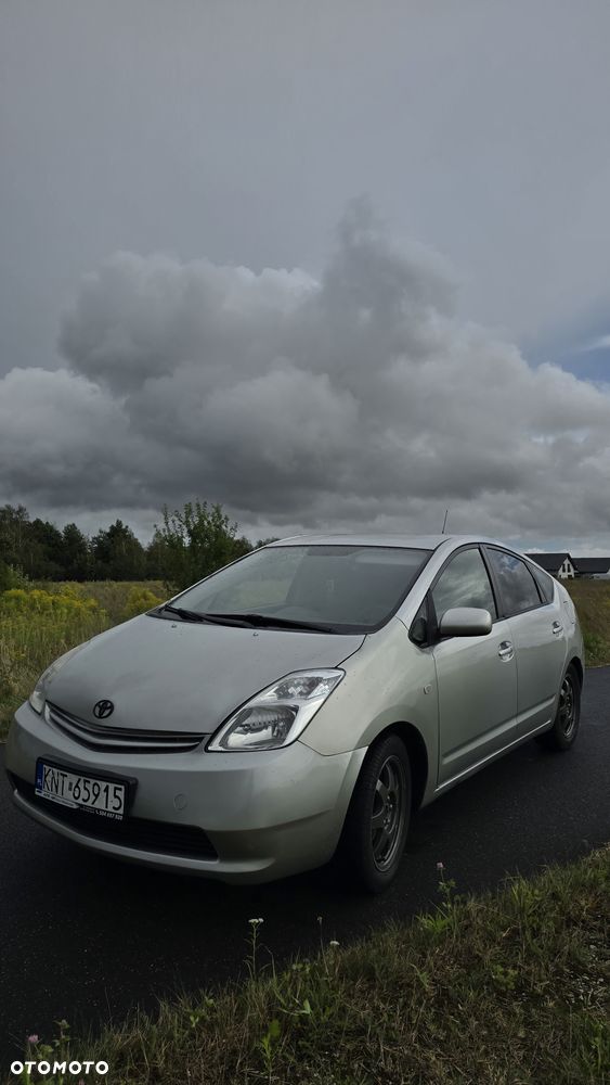 Toyota Prius 1.5 VVT-i Sol (nav) - 3
