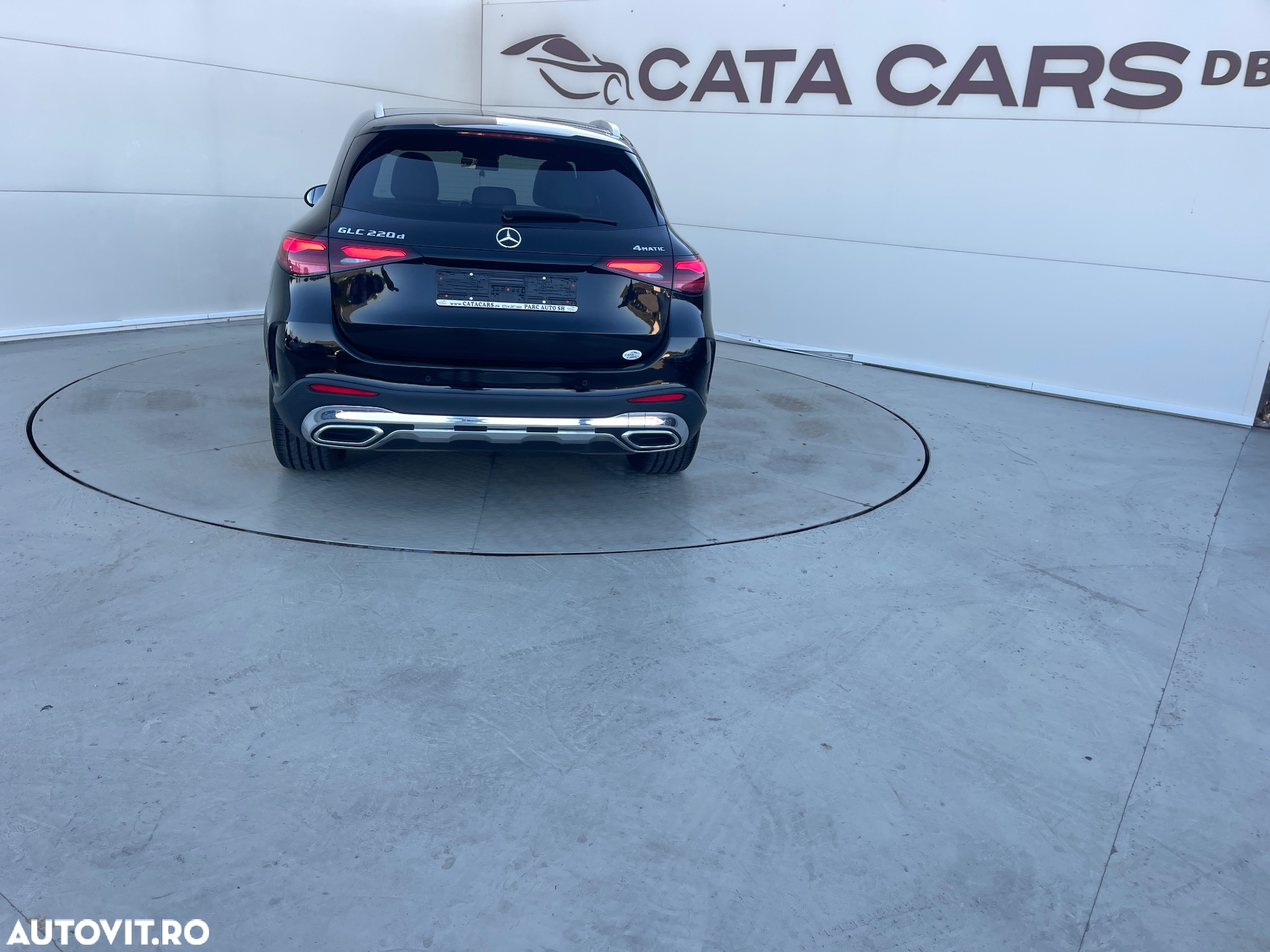 Mercedes-Benz GLC 220 d 4Matic 9G-TRONIC AMG Line Advanced - 14