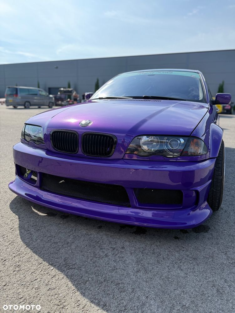 BMW Seria 3 323i - 8