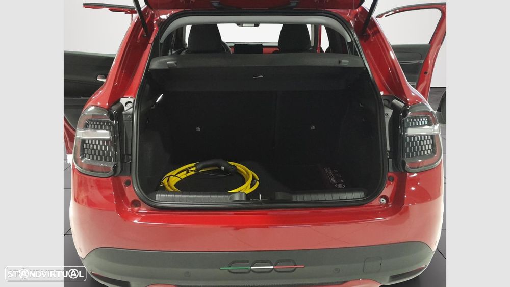 Fiat 600e 54 kWh (RED) - 19