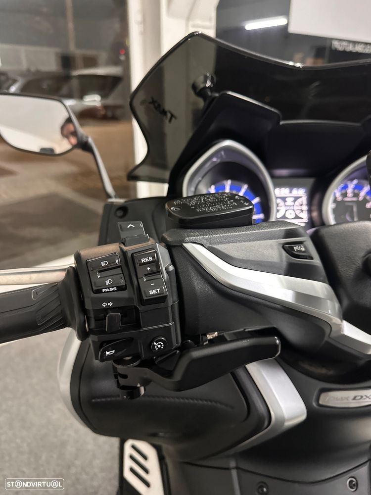 Yamaha TMAX 530 DX - 14