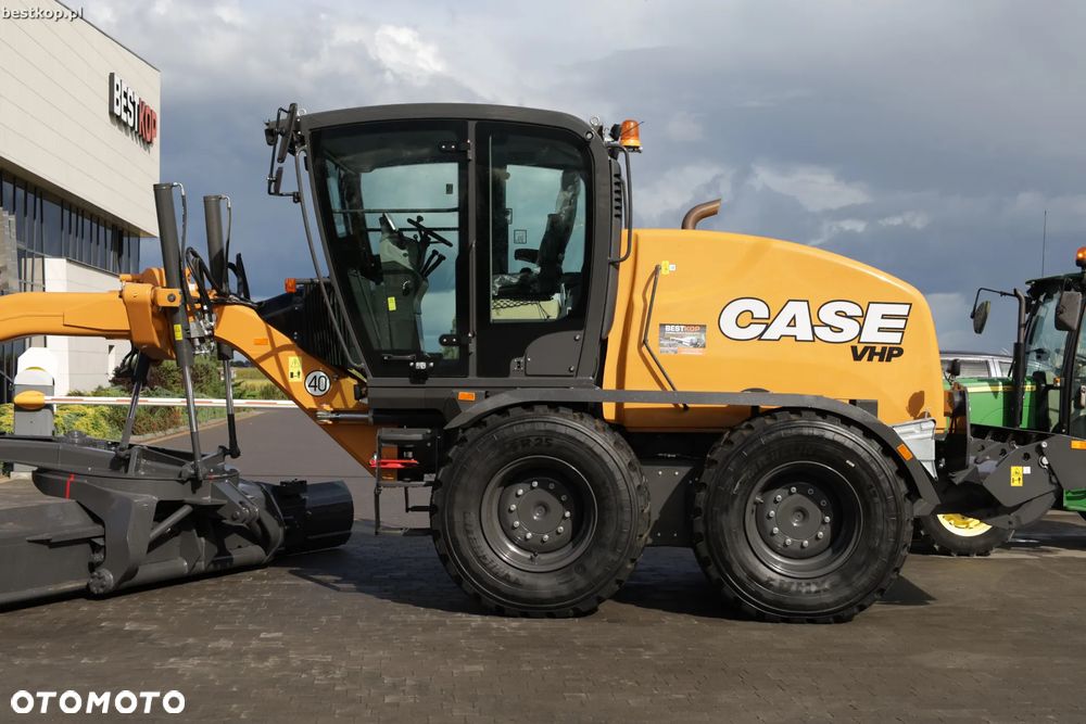 Case 856D - 12