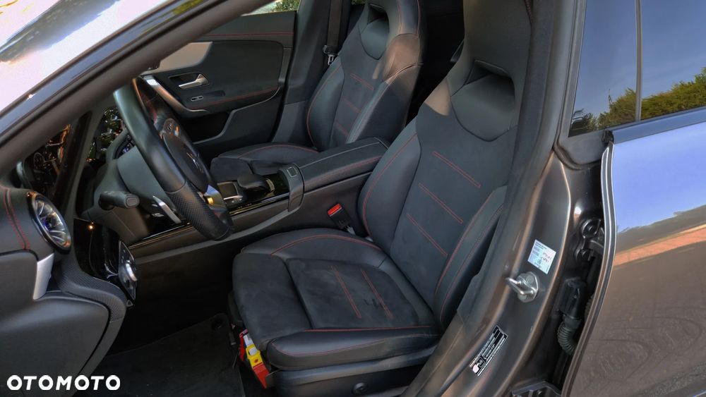 Mercedes-Benz CLA 200 d 8G-DCT AMG Line - 31