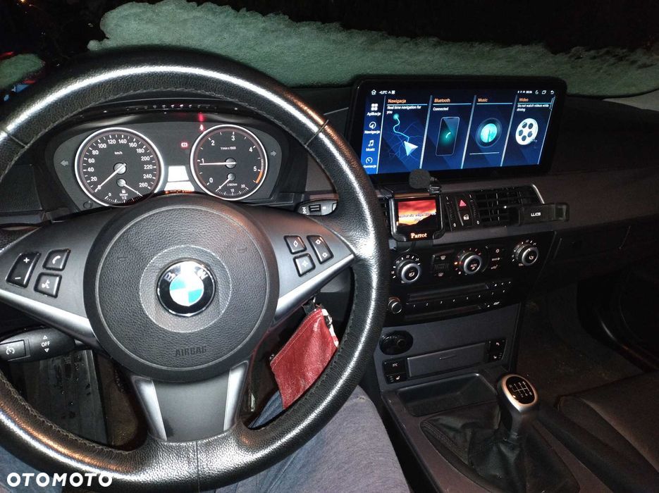 BMW Seria 5 2008 photo 4