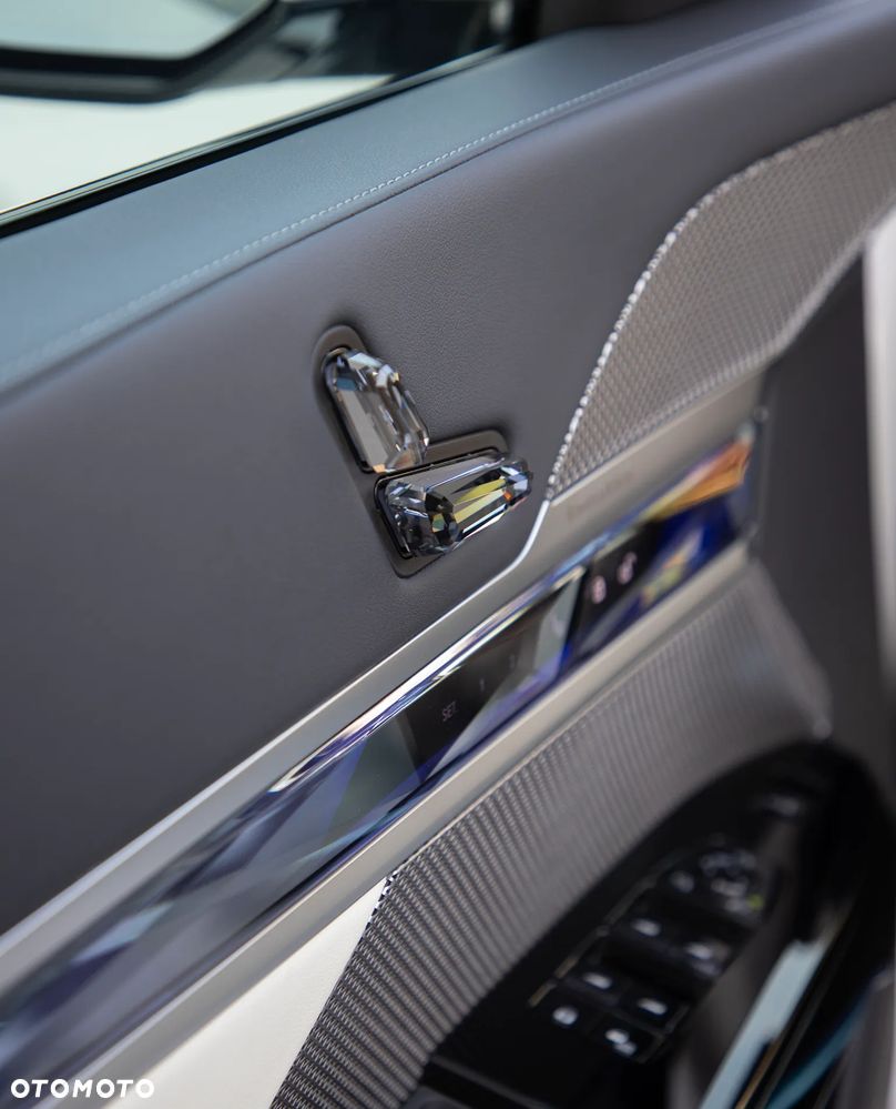 BMW Seria 7 - 23