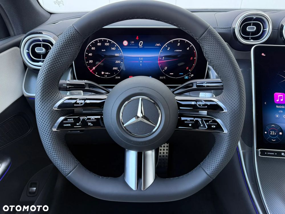 Mercedes-Benz GLC - 15