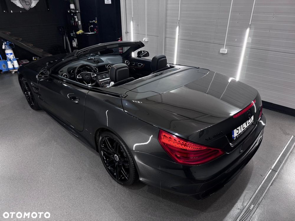 Mercedes-Benz SL 400 - 13