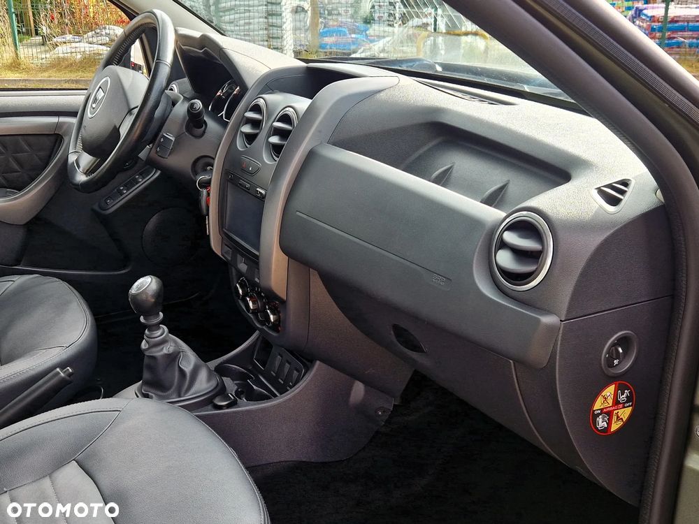 Dacia Duster TCe 125 4x2 Prestige - 32