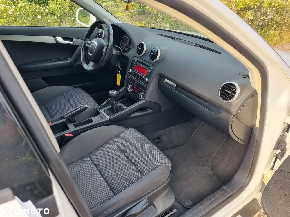 Audi A3 Sportback 1.4 TFSI Ambition - 12
