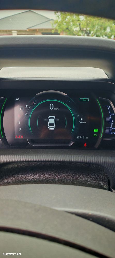 Hyundai IONIQ - 11