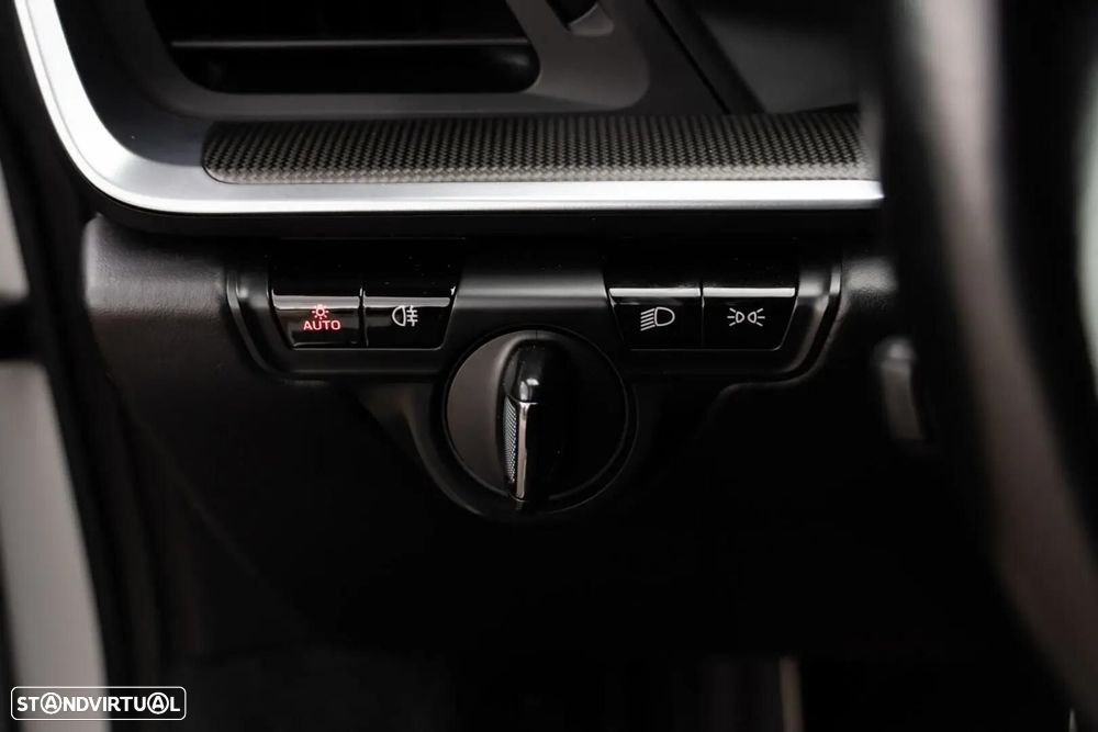 Porsche 911 (992) - 33