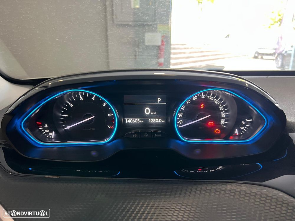 Peugeot 2008 PureTech 110 Stop&Start EAT6 Crossway - 27