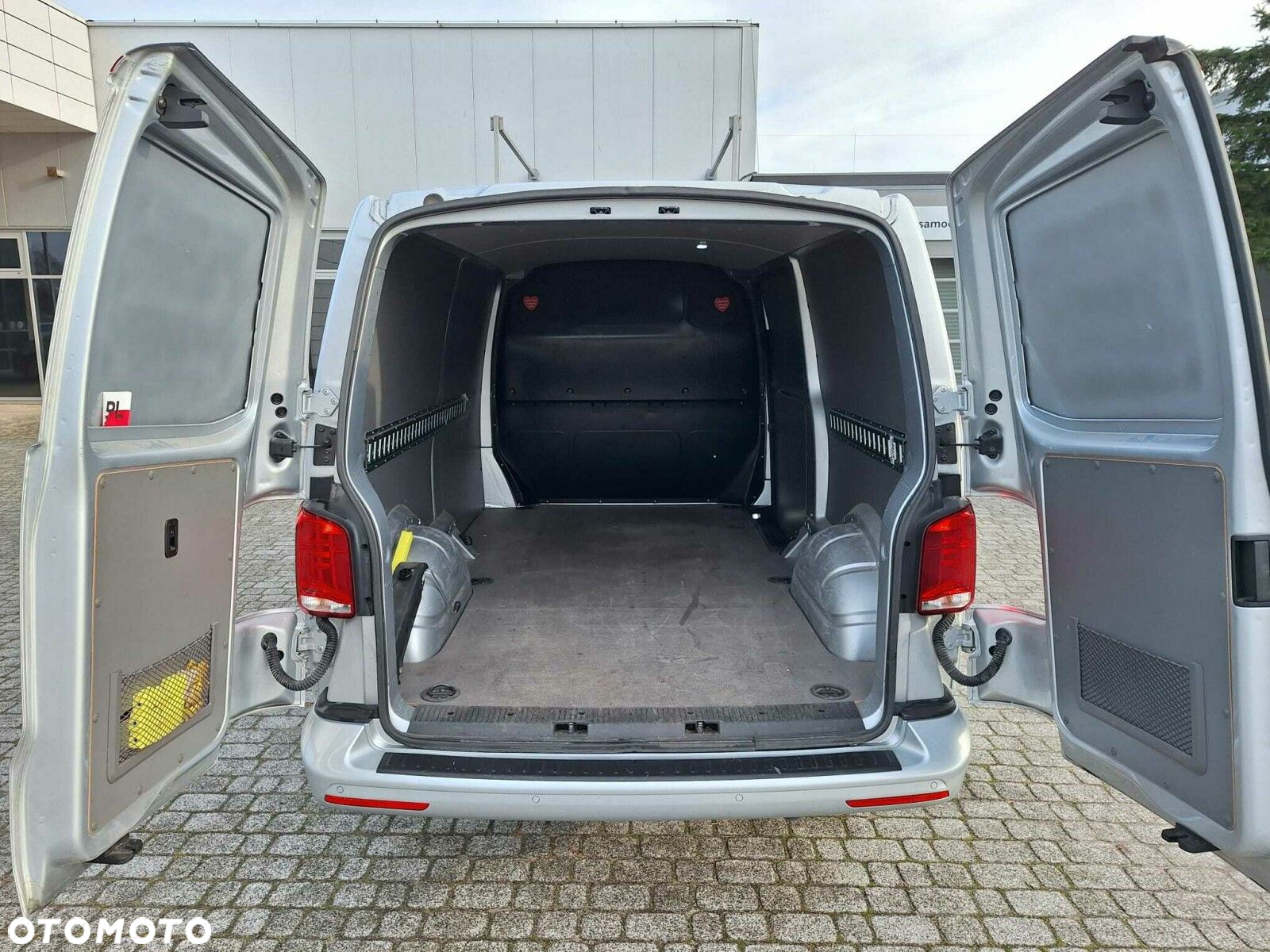 Volkswagen Transporter FURGON 3.400 2.0 TDI 110 kW 6-G - 18