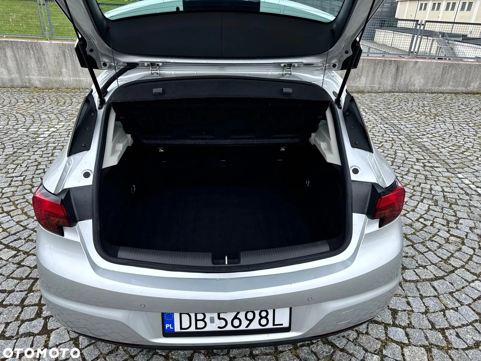 Opel Astra 1.4 Turbo Edition - 4