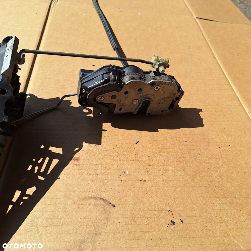 ZAMEK DRZWI PRAWY LEWY PRZOD INSIGNIA A 6 PINOW - 6