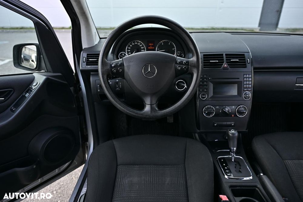 Mercedes-Benz A 160 CDI Autotronic - 13